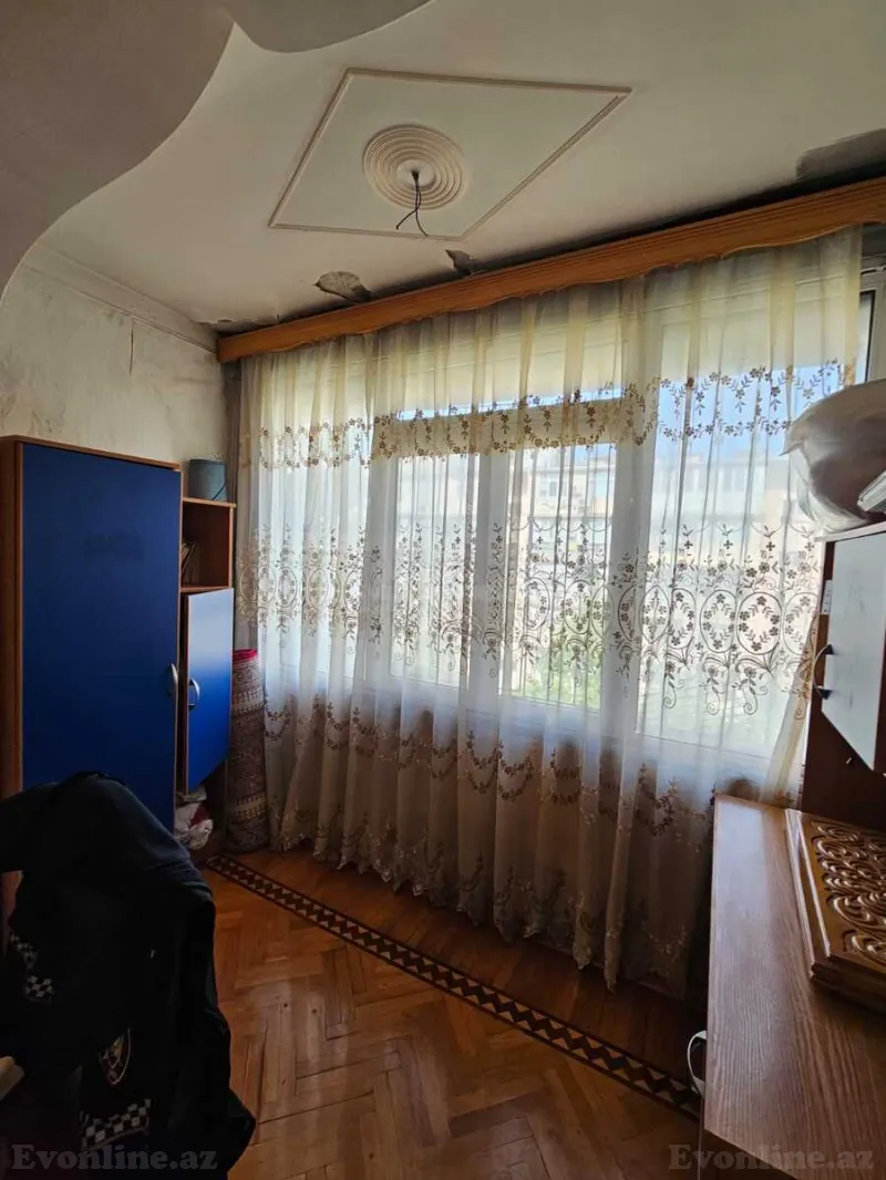 Satılır 5 otaqlı Mənzil Köhnə tikili 130 m² Azadlıq prospekti m. - şəkil 17