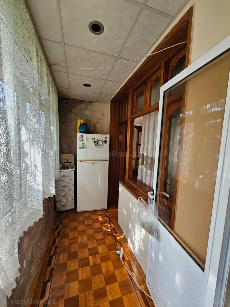 Satılır 5 otaqlı Mənzil Köhnə tikili 130 m² Azadlıq prospekti m. - şəkil 19