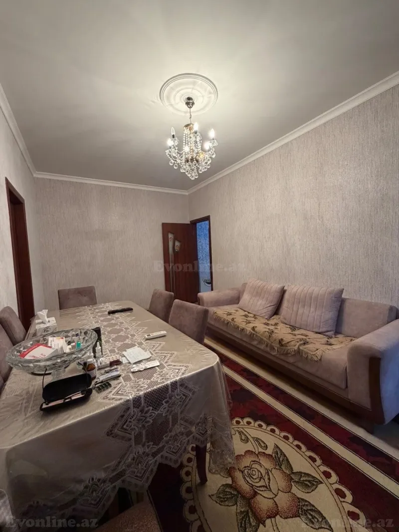 Satılır 5 otaqlı Mənzil Köhnə tikili 110 m² Həzi Aslanov m.