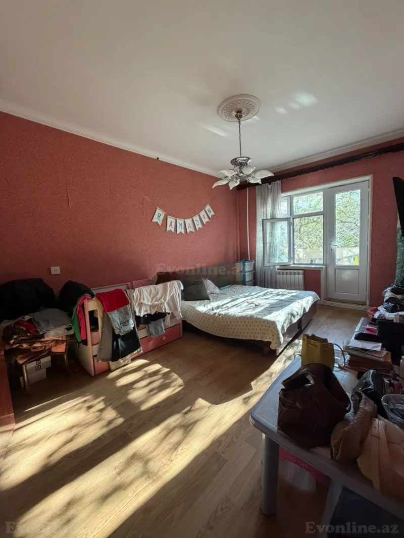 Satılır 5 otaqlı Mənzil Köhnə tikili 110 m² Həzi Aslanov m. - şəkil 5