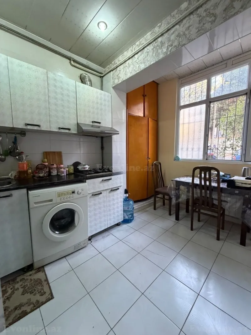 Satılır 5 otaqlı Mənzil Köhnə tikili 110 m² Həzi Aslanov m. - şəkil 14