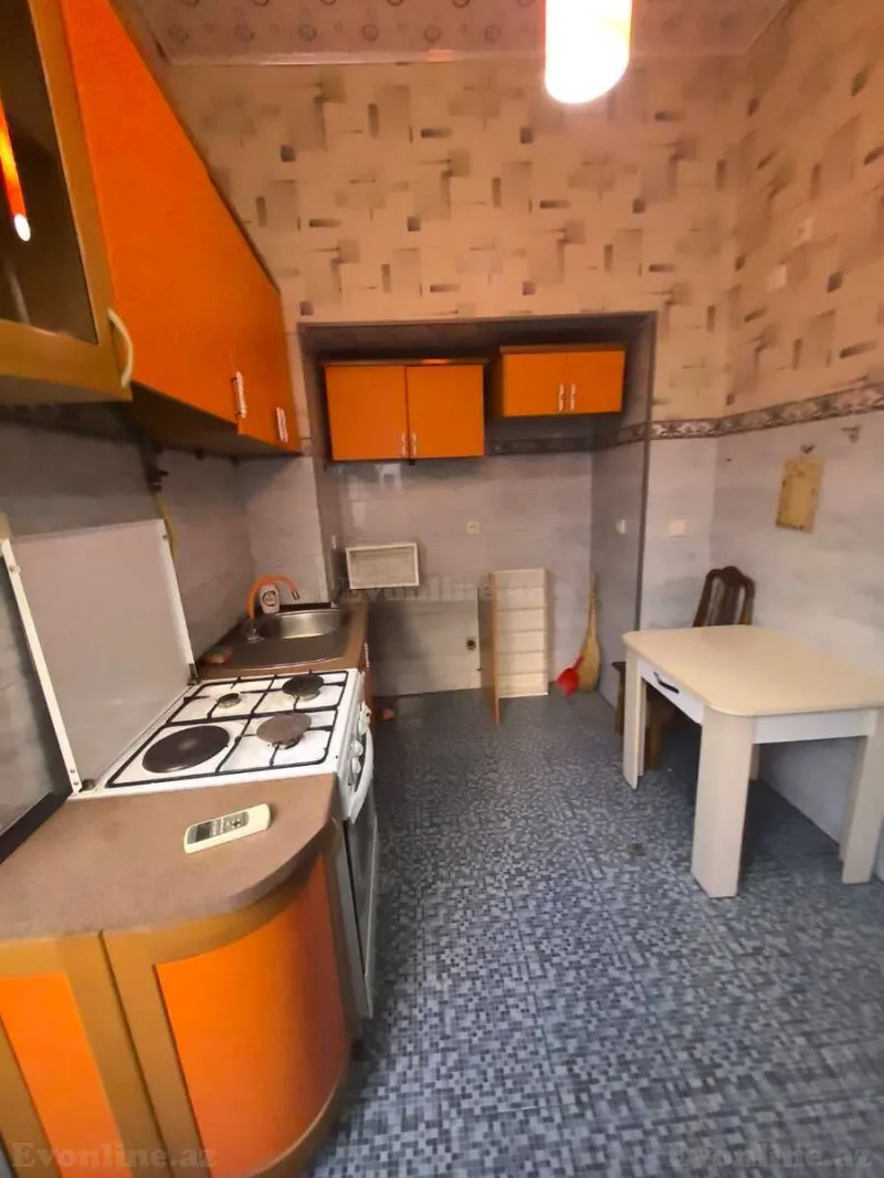 Satılır 2 otaqlı Həyət evi 40 m² Səbail r. - şəkil 3