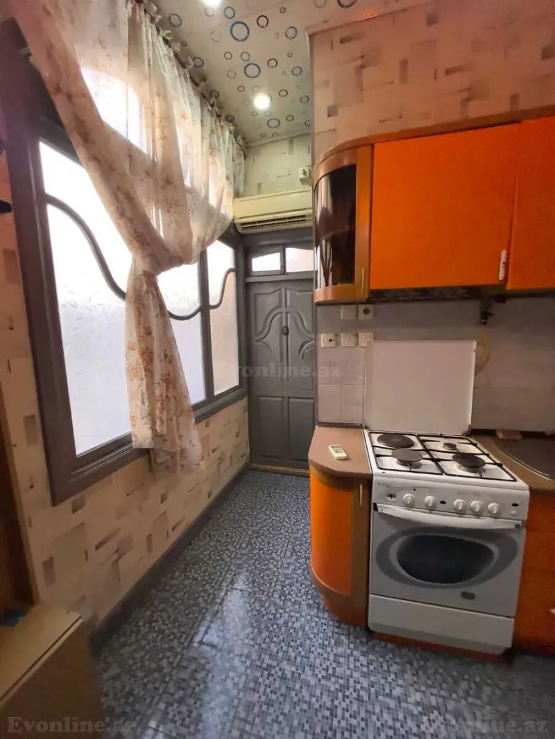 Satılır 2 otaqlı Həyət evi 40 m² Səbail r. - şəkil 12