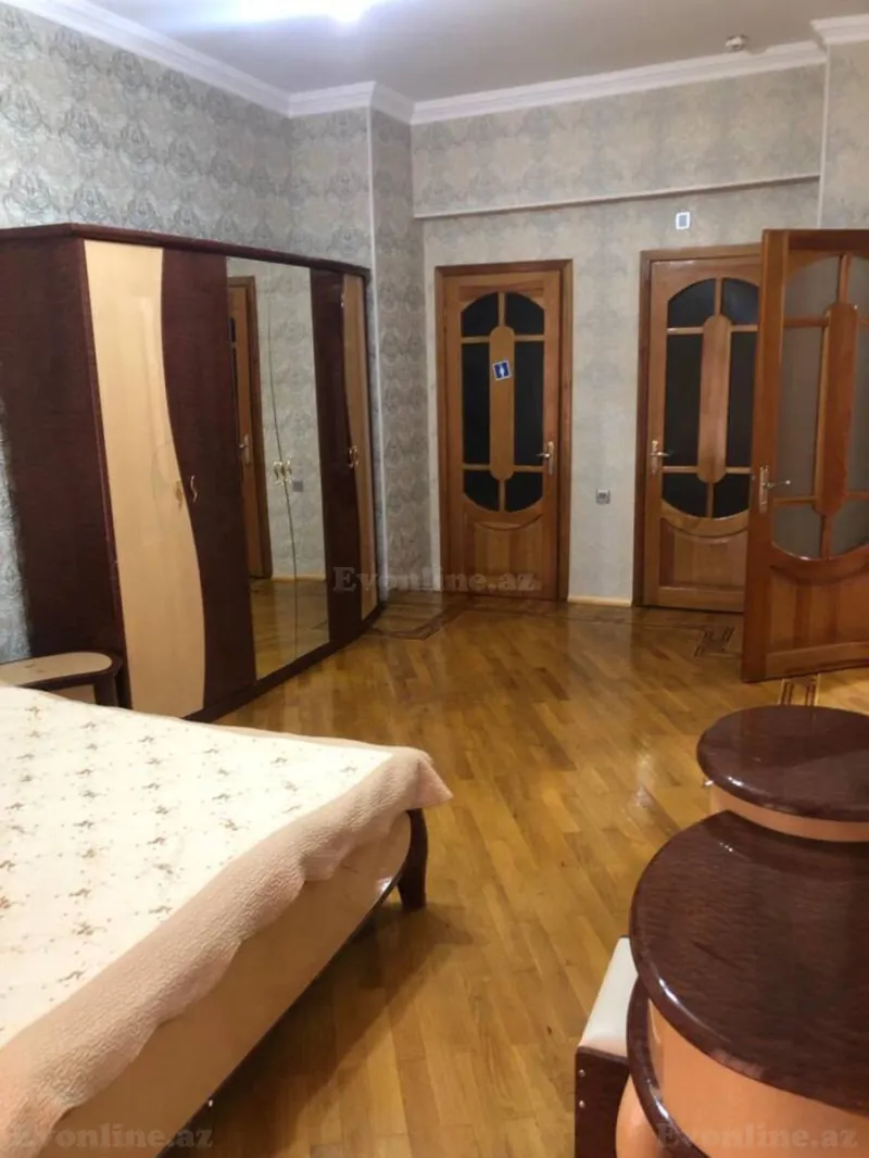 Kirayə verilir 3 otaqlı Mənzil Yeni tikili 140 m² 28 May m. - şəkil 8
