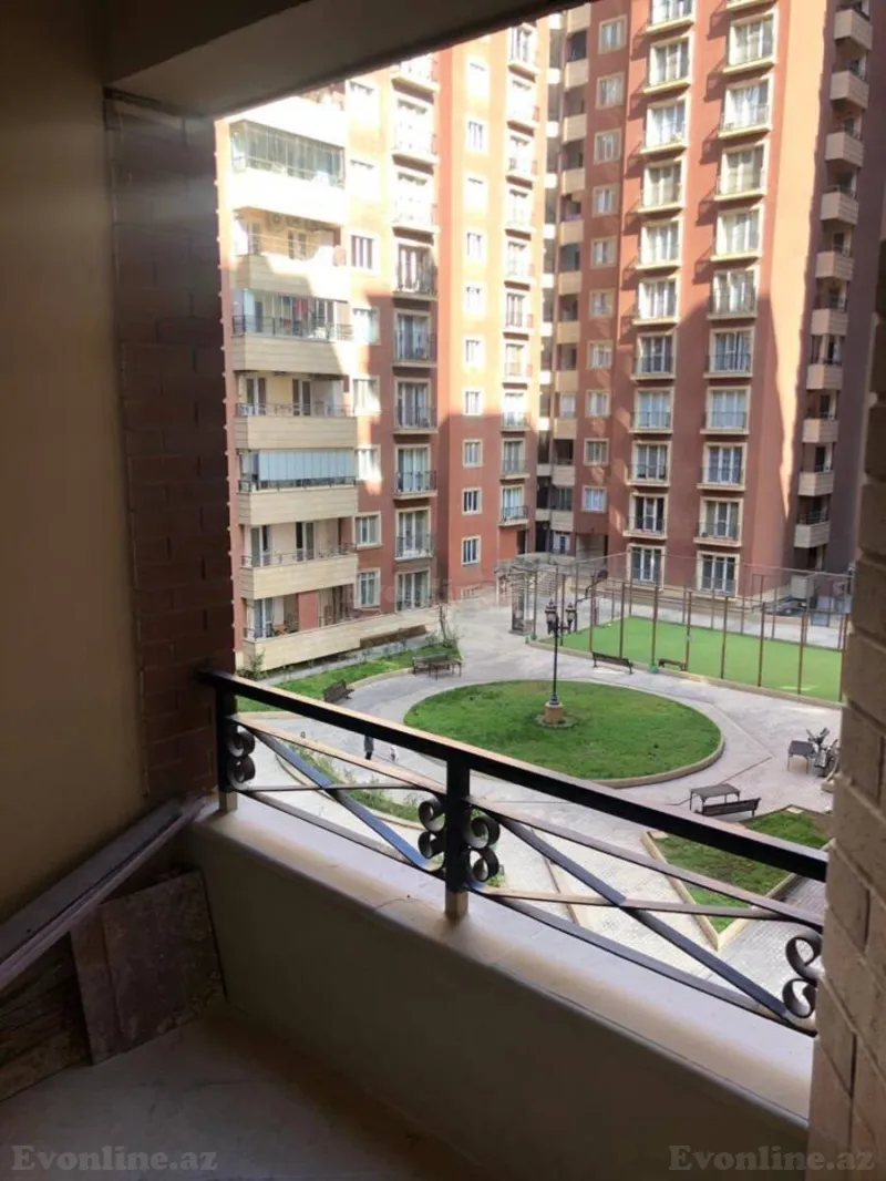 Kirayə verilir 3 otaqlı Mənzil Yeni tikili 140 m² 28 May m. - şəkil 10