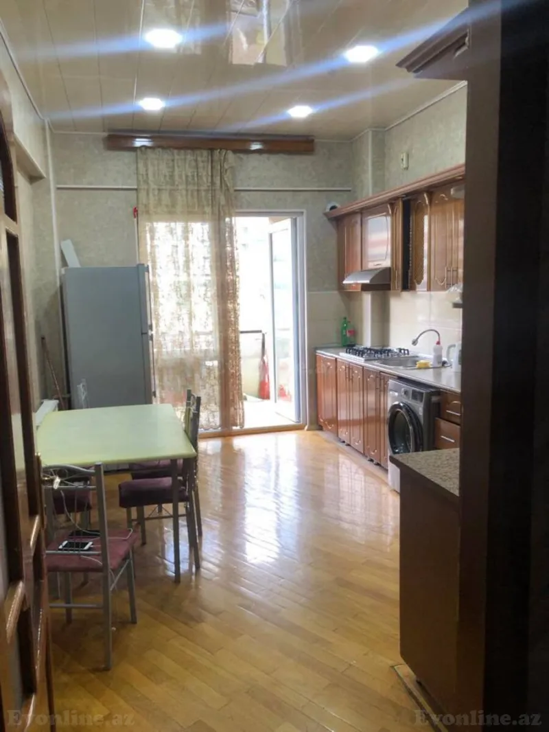 Kirayə verilir 3 otaqlı Mənzil Yeni tikili 140 m² 28 May m. - şəkil 16