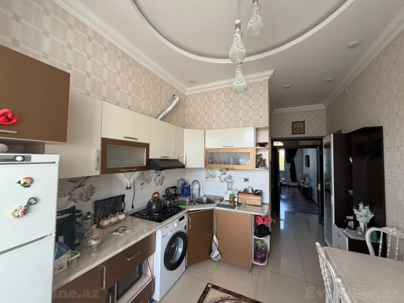 Satılır 2 otaqlı Mənzil Köhnə tikili 64 m² Bakıxanov - şəkil 7