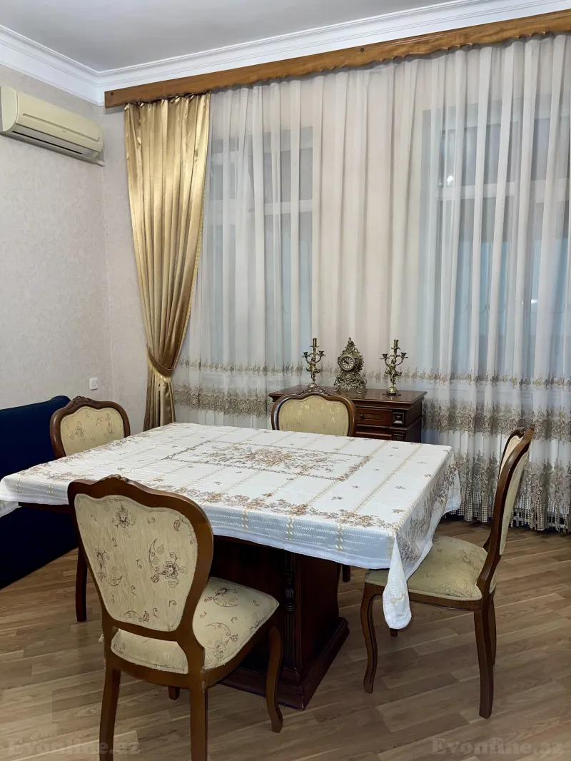 3 otaqlı Həyət evi 120 m² Montin Kirayə verilir