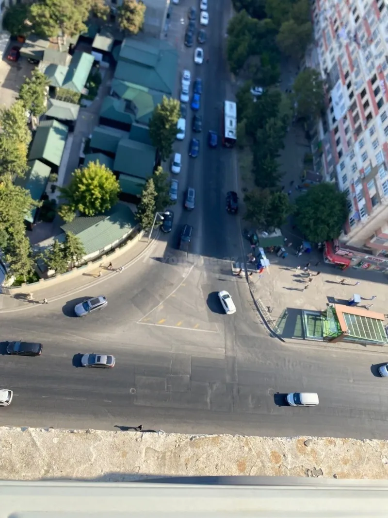 Kirayə verilir 3 otaqlı Mənzil Yeni tikili 120 m² Azadlıq prospekti m. - şəkil 9