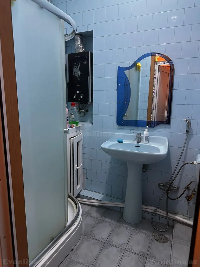 Kirayə verilir 3 otaqlı Mənzil Köhnə tikili 86 m² Yasamal r. - şəkil 16