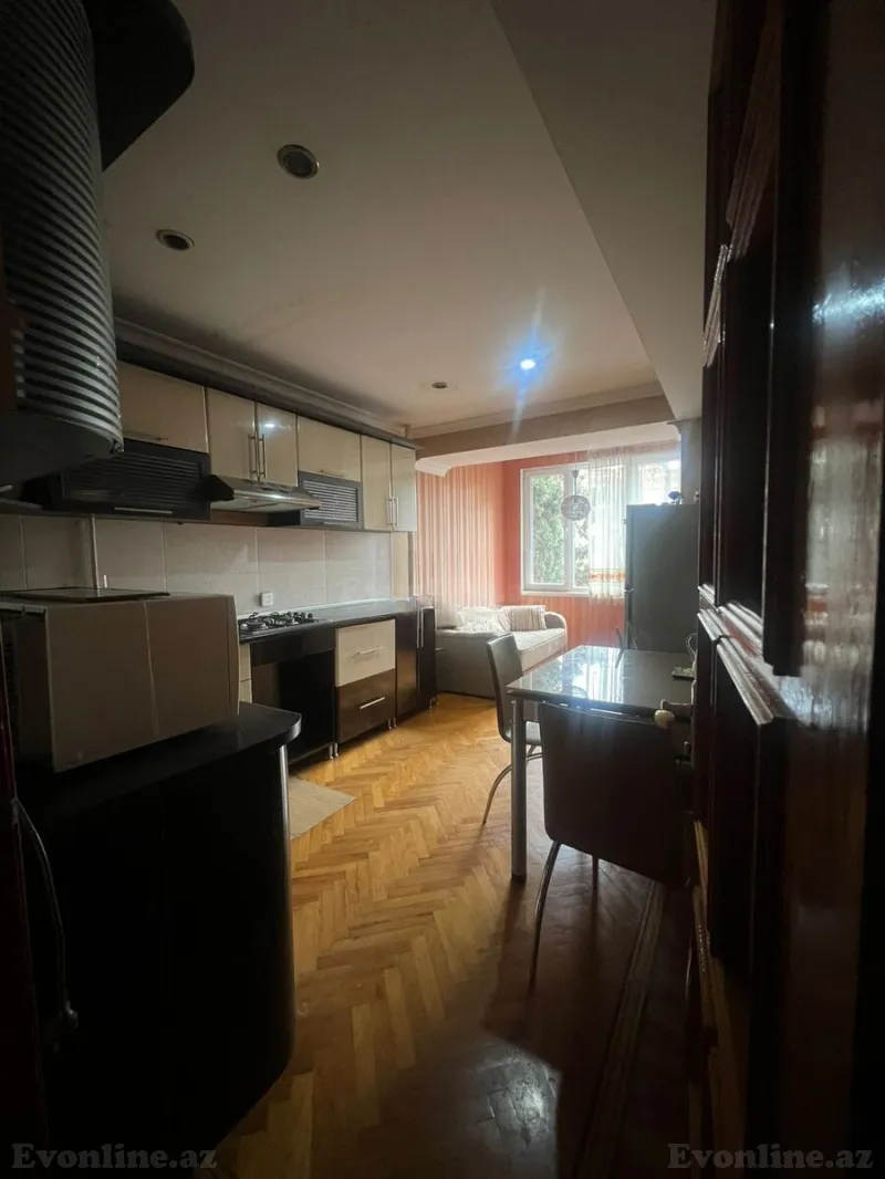 Kirayə verilir 1 otaqlı Mənzil Köhnə tikili 50 m² Gənclik m. - şəkil 4