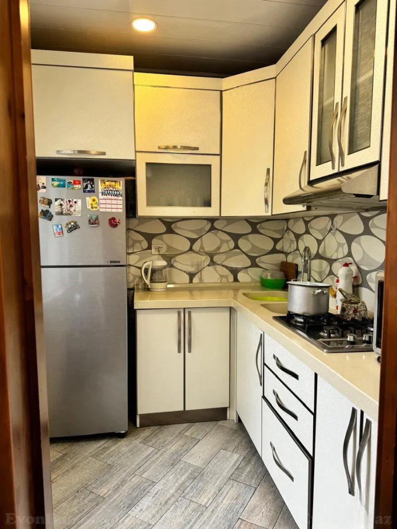 Satılır 3 otaqlı Mənzil Köhnə tikili 85 m² Memar Əcəmi m. - şəkil 9