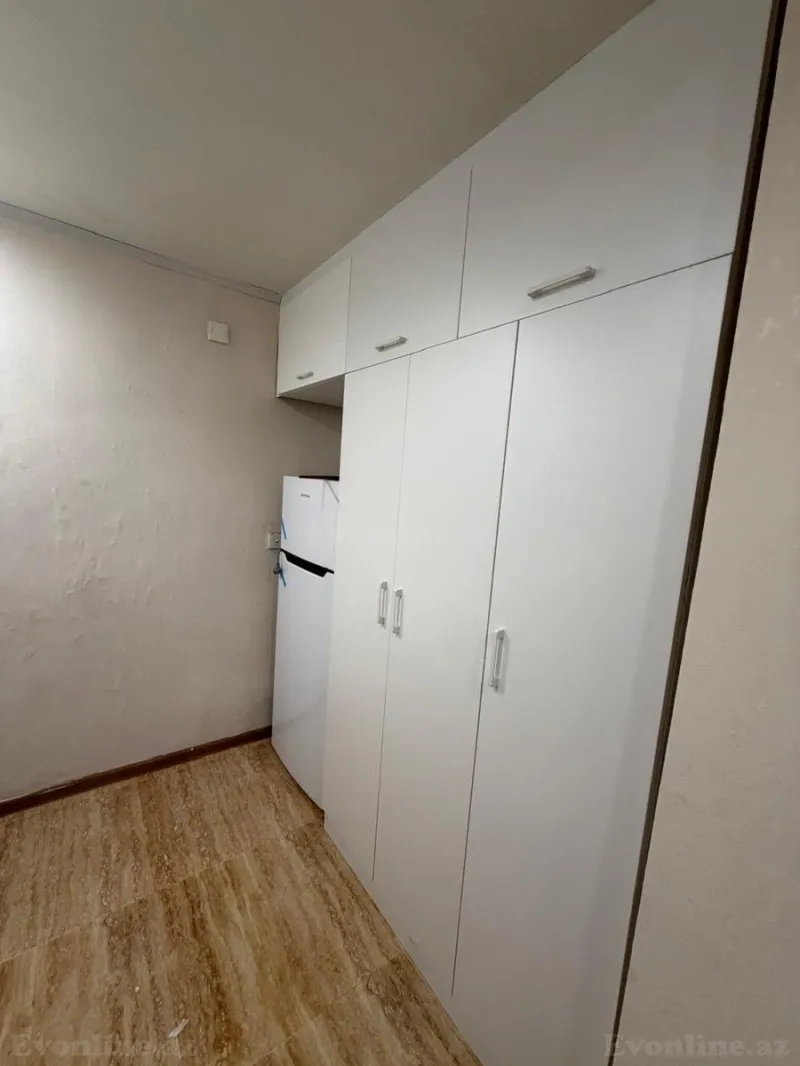 Satılır 3 otaqlı Mənzil Köhnə tikili 100 m² Nərimanov r. - şəkil 6