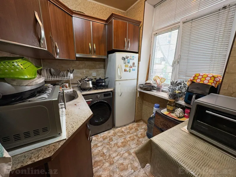 Satılır 3 otaqlı Mənzil Köhnə tikili 90 m² 28 May m. - şəkil 8