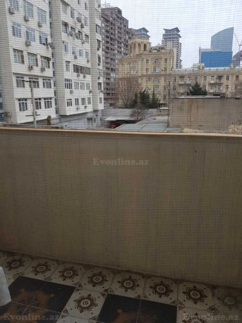 Satılır 3 otaqlı Mənzil Köhnə tikili 90 m² 28 May m. - şəkil 10