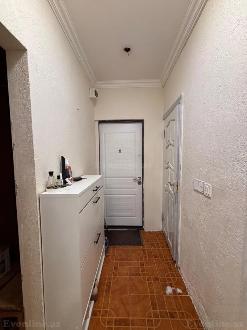 Satılır 3 otaqlı Mənzil Köhnə tikili 75 m² Memar Əcəmi m. - şəkil 12