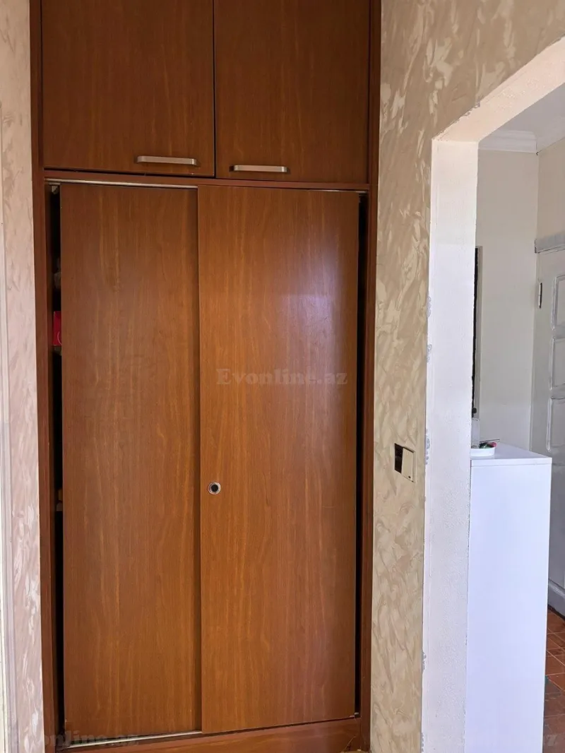 Satılır 3 otaqlı Mənzil Köhnə tikili 75 m² Memar Əcəmi m. - şəkil 13