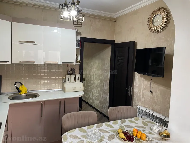 Satılır 2 otaqlı Mənzil Köhnə tikili 55 m² Yeni Günəşli - şəkil 7