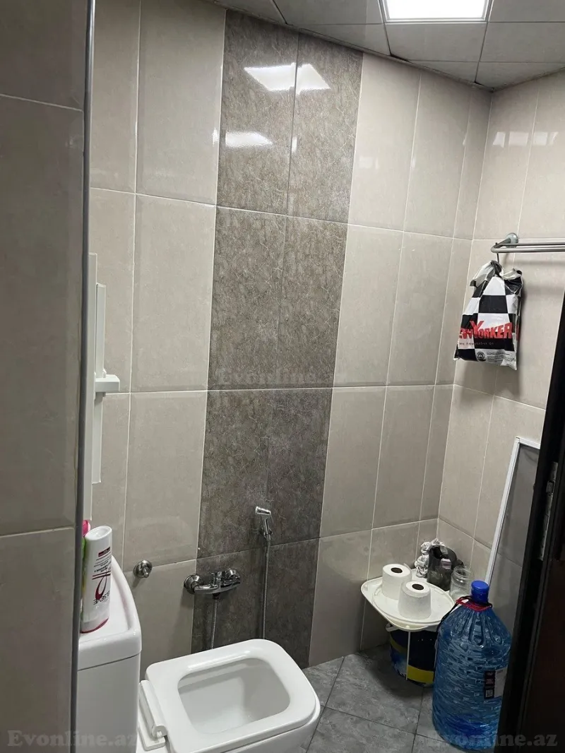 Satılır 2 otaqlı Mənzil Köhnə tikili 55 m² Yeni Günəşli - şəkil 13