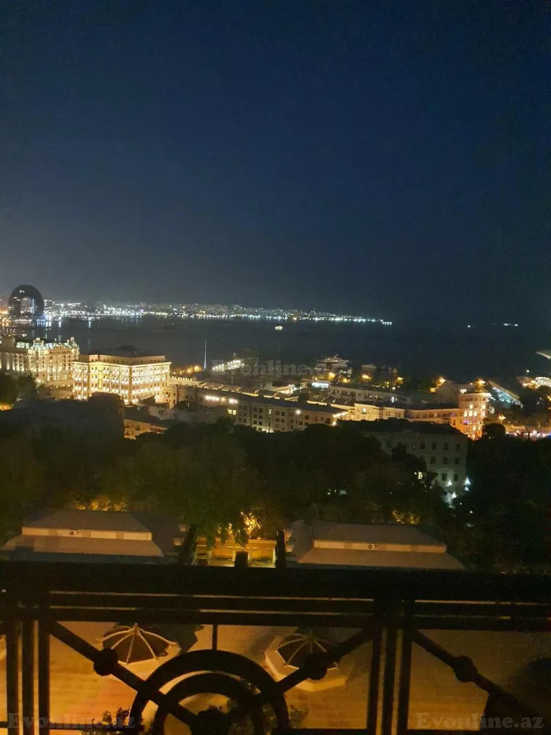 Satılır 4 otaqlı Mənzil Köhnə tikili 200 m² Səbail r. - şəkil 11