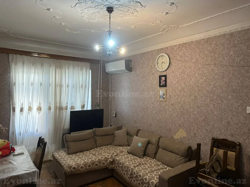 2 otaqlı Mənzil 45 m² Neftçilər m. Satılır