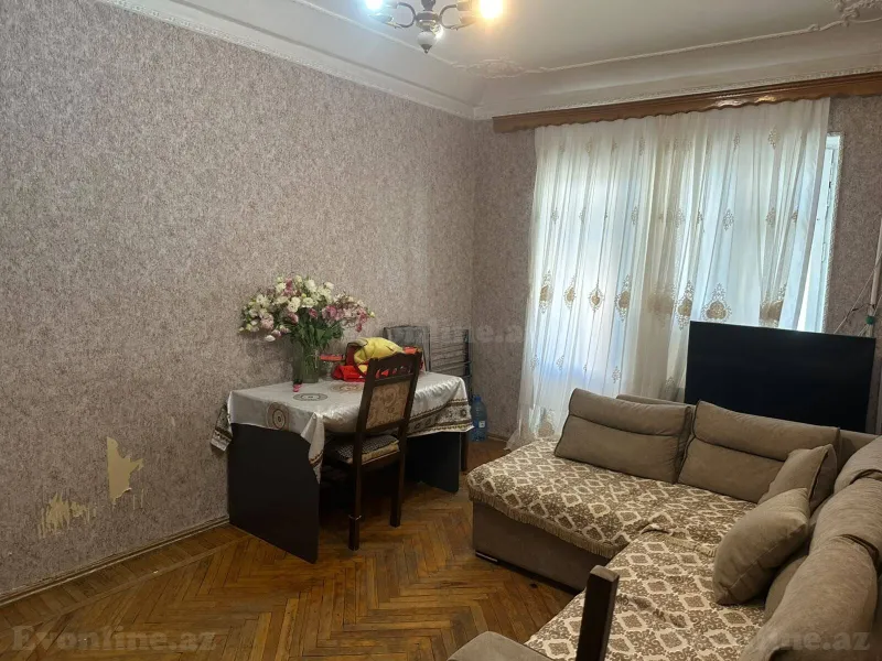 Satılır 2 otaqlı Mənzil Köhnə tikili 45 m² Neftçilər m. - şəkil 2