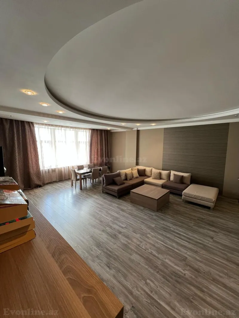 Kirayə verilir 4 otaqlı Mənzil Yeni tikili 210 m² 28 May m. - şəkil 3