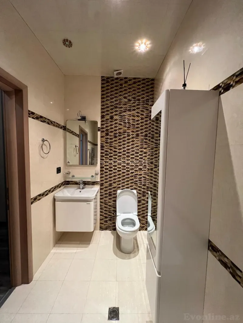Kirayə verilir 4 otaqlı Mənzil Yeni tikili 210 m² 28 May m. - şəkil 16