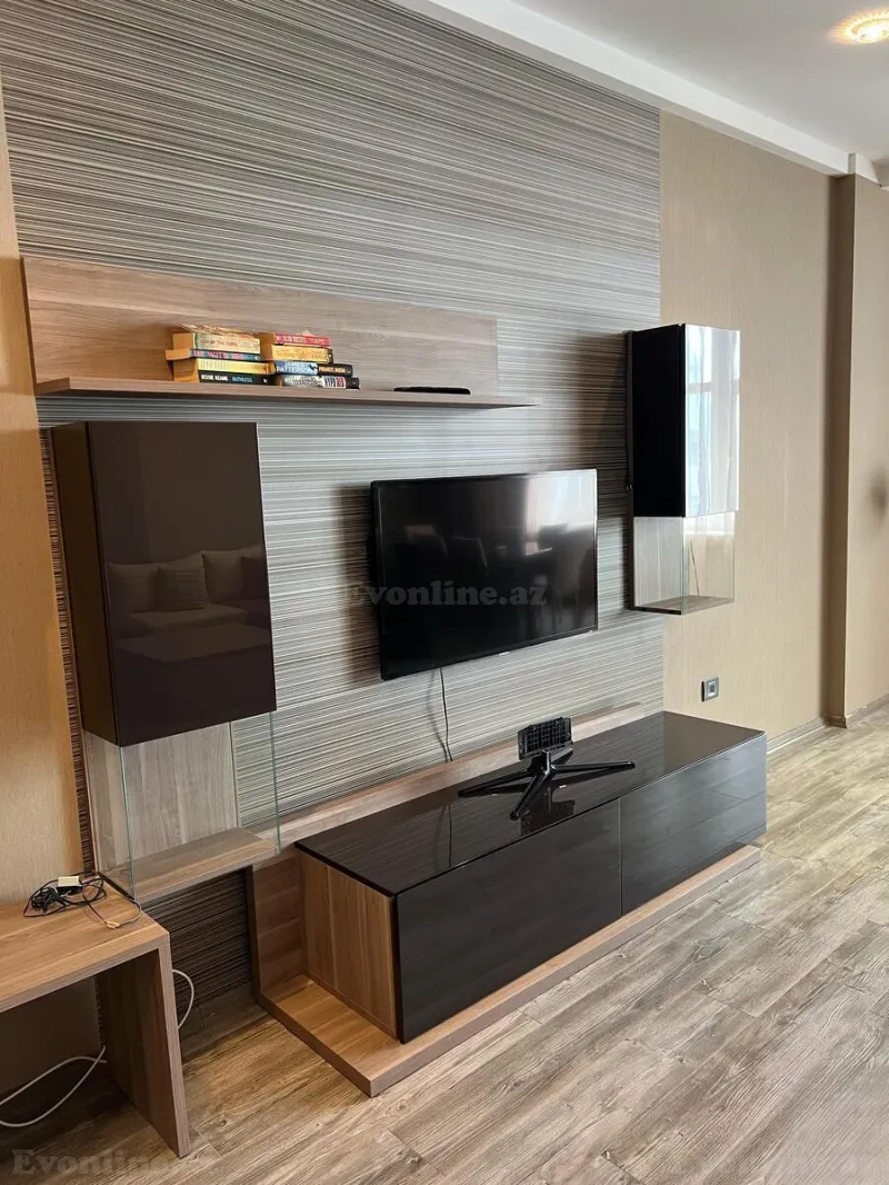 Kirayə verilir 4 otaqlı Mənzil Yeni tikili 210 m² 28 May m. - şəkil 20