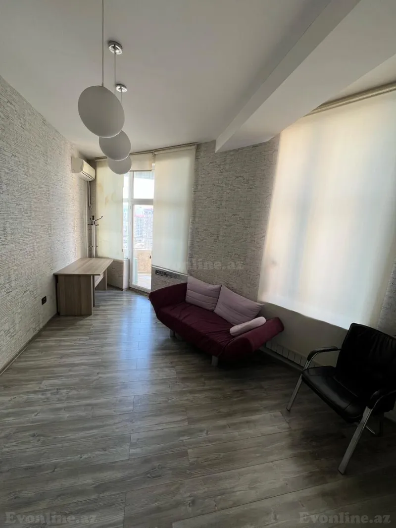 Kirayə verilir 4 otaqlı Mənzil Yeni tikili 210 m² 28 May m. - şəkil 22