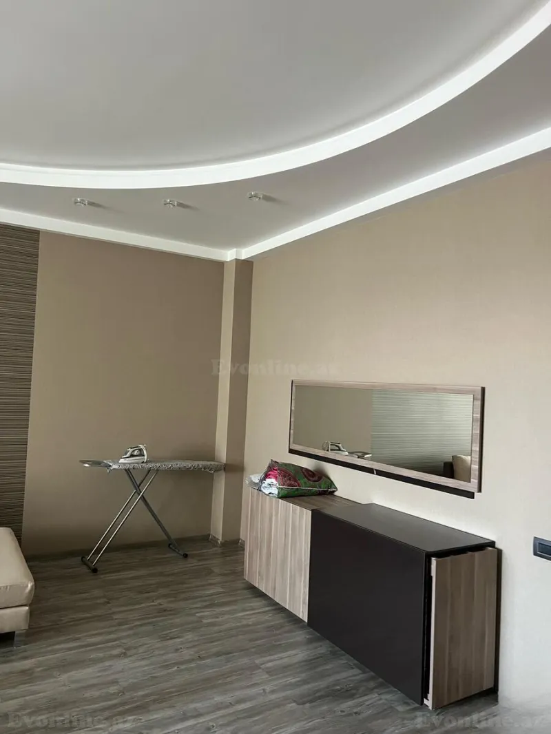 Kirayə verilir 4 otaqlı Mənzil Yeni tikili 210 m² 28 May m. - şəkil 24
