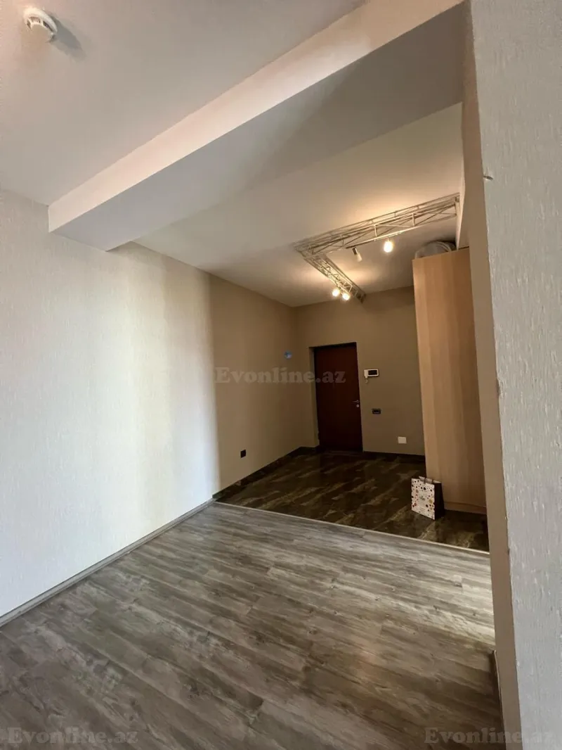 Kirayə verilir 4 otaqlı Mənzil Yeni tikili 210 m² 28 May m. - şəkil 26