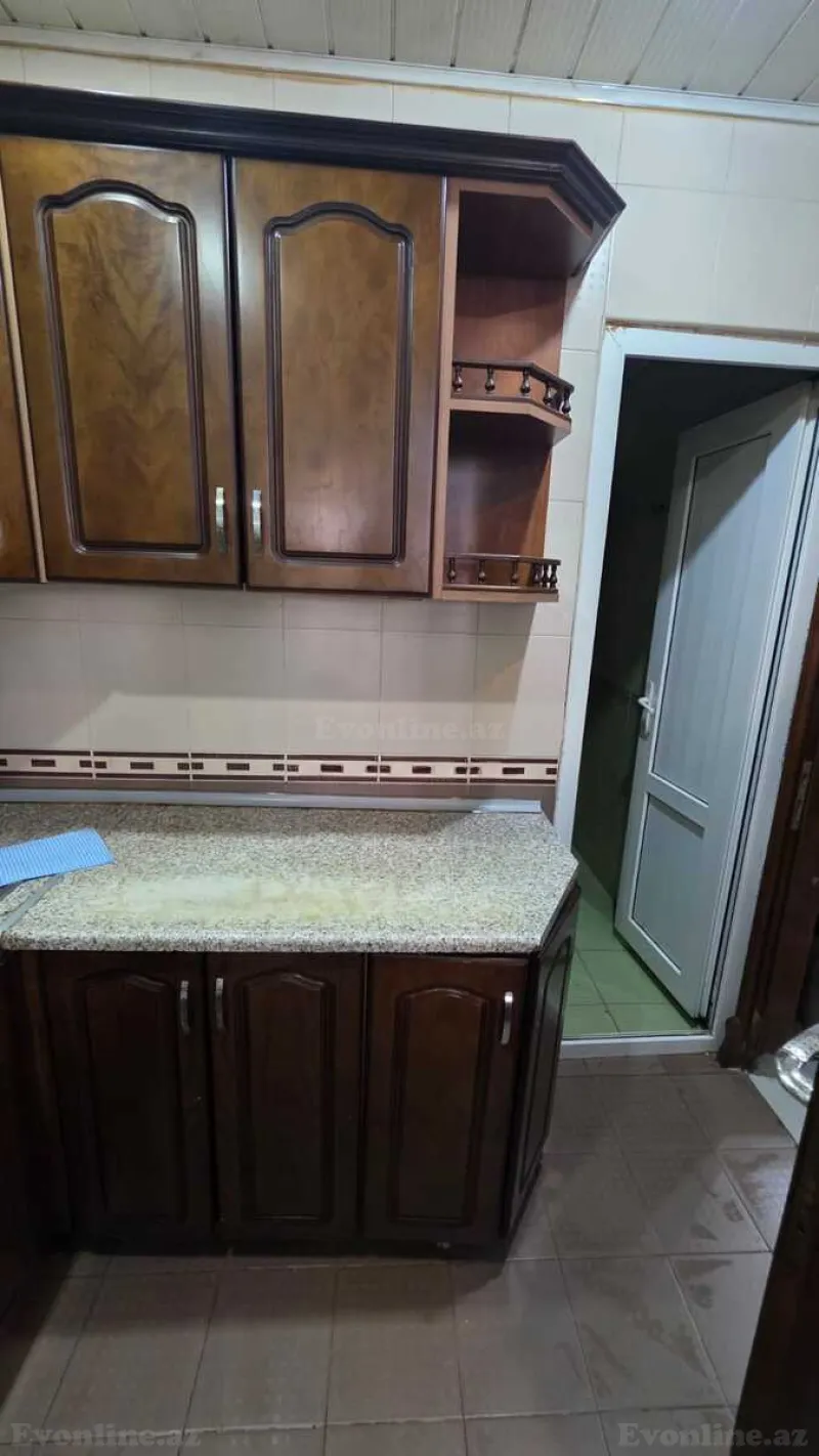 Kirayə verilir 2 otaqlı Mənzil Köhnə tikili 50 m² 20 Yanvar m. - şəkil 17