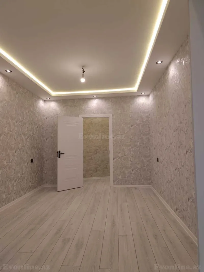 Satılır 2 otaqlı Mənzil Köhnə tikili 65 m² Xətai r. - şəkil 3