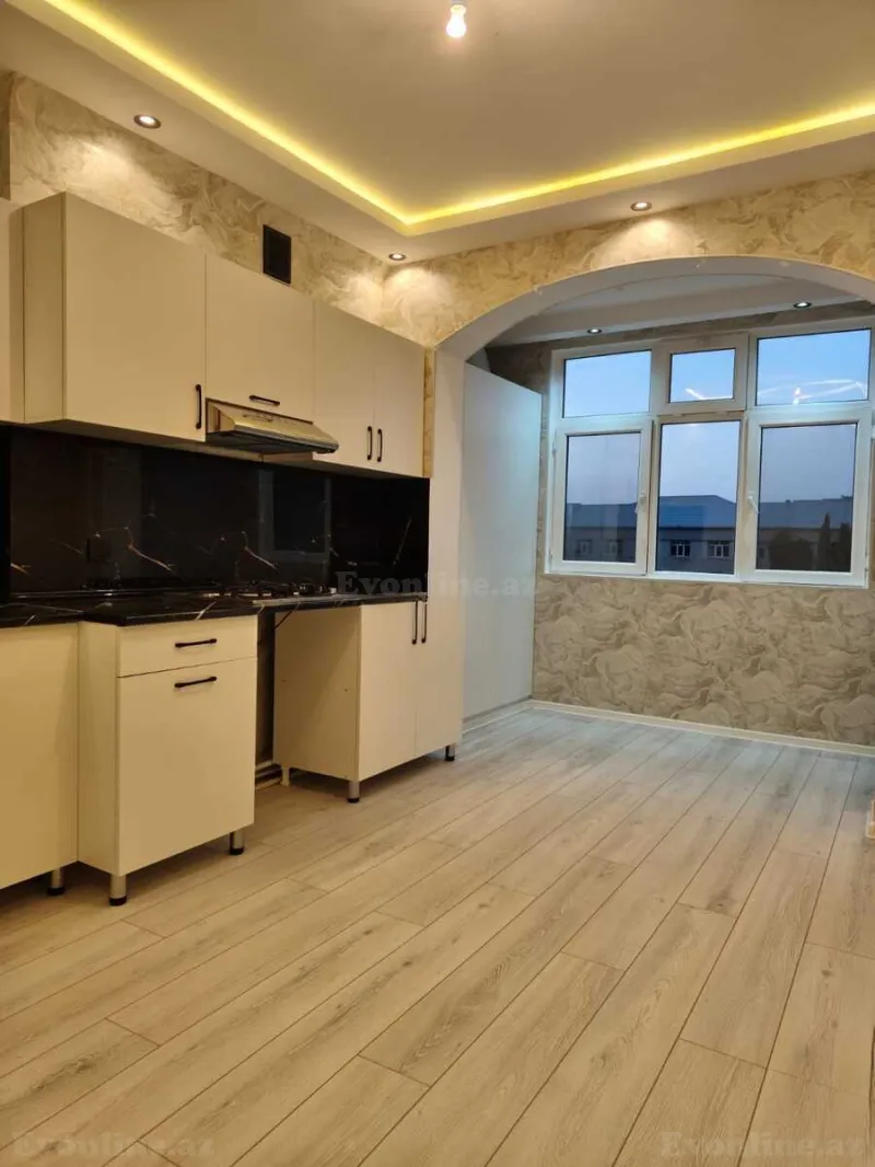 Satılır 2 otaqlı Mənzil Köhnə tikili 65 m² Xətai r. - şəkil 5