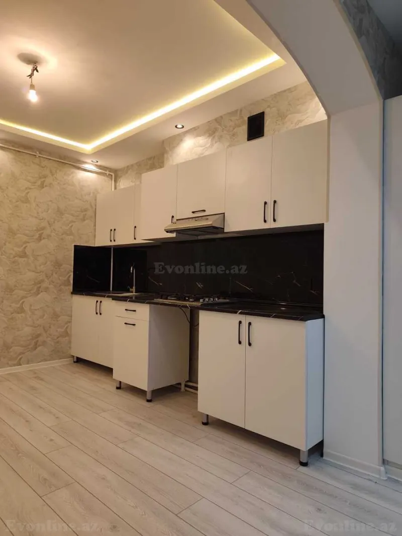 Satılır 2 otaqlı Mənzil Köhnə tikili 65 m² Xətai r. - şəkil 6
