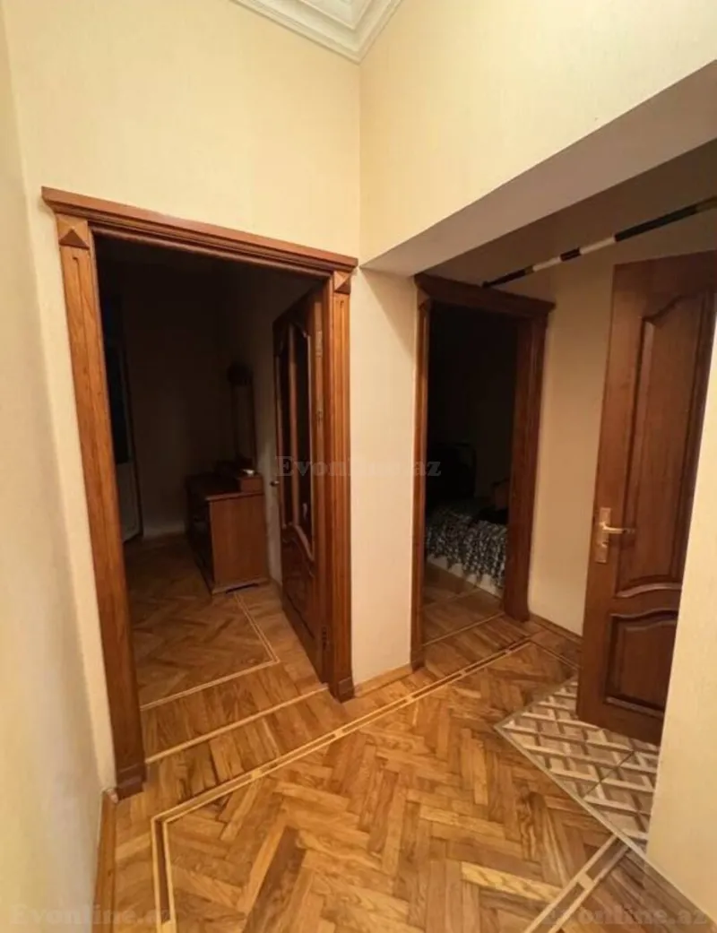 Kirayə verilir 3 otaqlı Mənzil Yeni tikili 129 m² 28 May m. - şəkil 10
