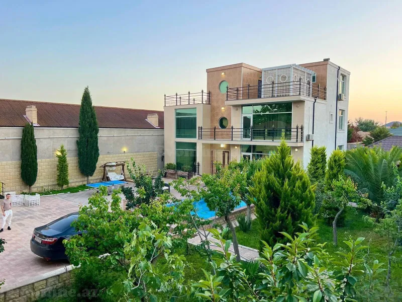 6 otaqlı Həyət evi 450 m² Mərdəkan Kirayə verilir