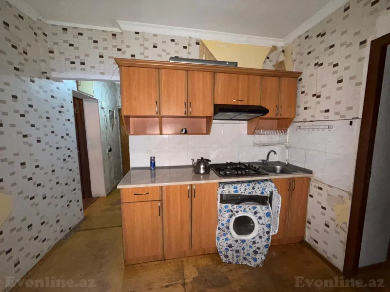 Satılır 2 otaqlı Mənzil Köhnə tikili 65 m² Badamdar - şəkil 2