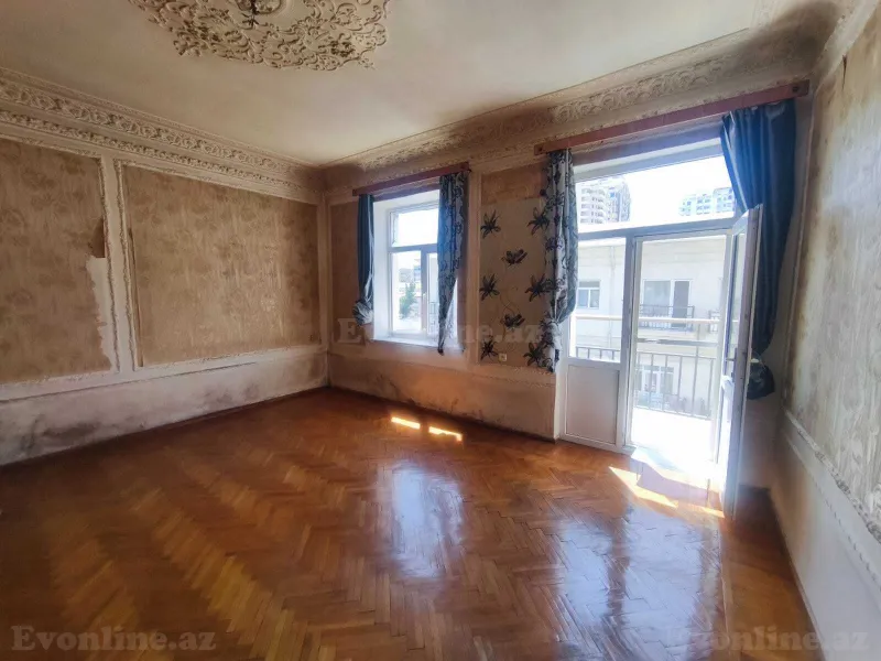Kirayə verilir 2 otaqlı Mənzil Köhnə tikili 70 m² 28 May m. - şəkil 4