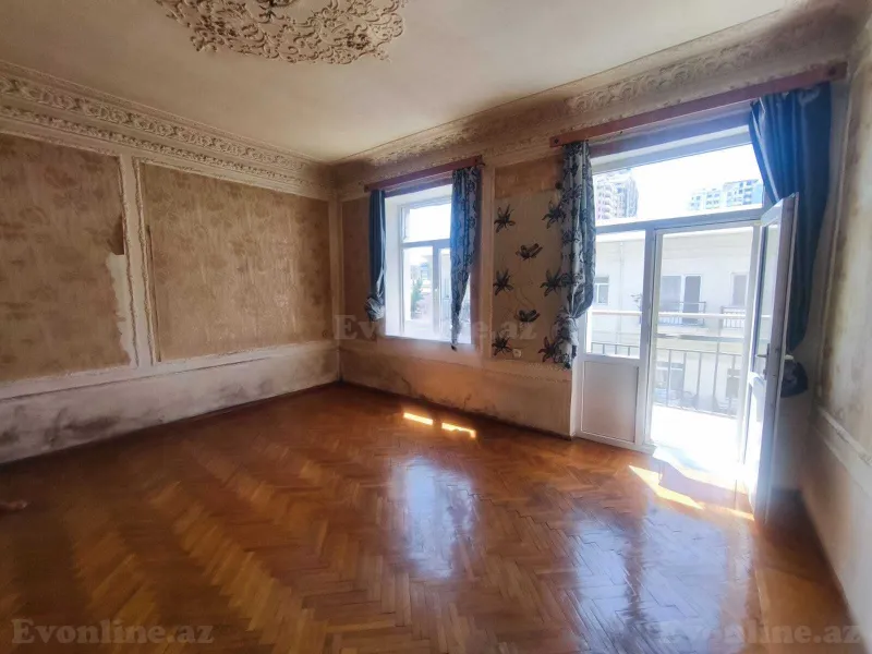 Kirayə verilir 2 otaqlı Mənzil Köhnə tikili 70 m² 28 May m. - şəkil 7