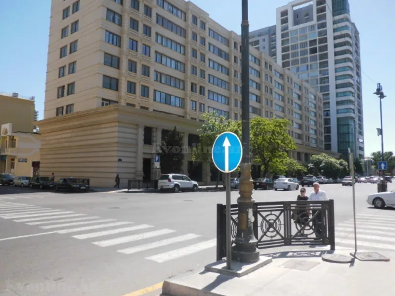 Kirayə verilir 2 otaqlı Mənzil Köhnə tikili 70 m² 28 May m. - şəkil 15