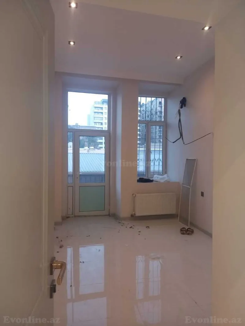 Satılır 3 otaqlı Mənzil Köhnə tikili 46 m² Sahil m. - şəkil 15
