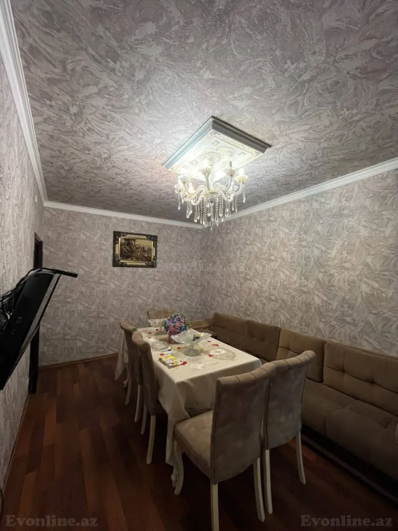 Bakı, Memar Əcəmi m.da 3 otaqlı mənzil satılır