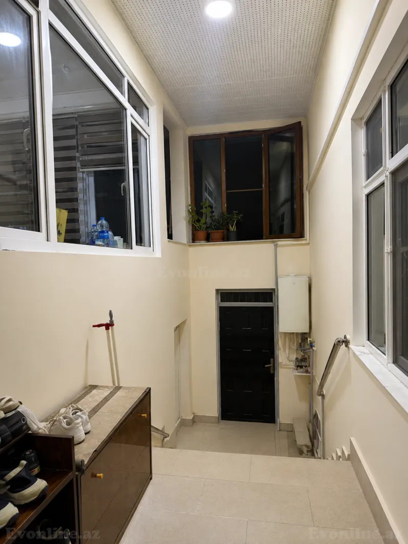 Satılır 3 otaqlı Mənzil Köhnə tikili 120 m² Zabrat - şəkil 2