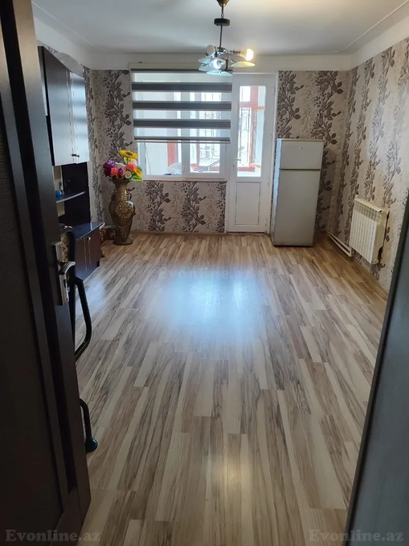 Kirayə verilir 1 otaqlı Mənzil Köhnə tikili 25 m² 28 May m. - şəkil 2