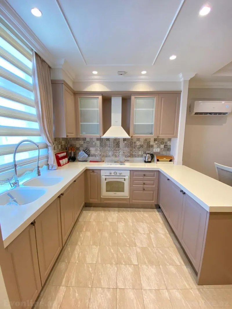 Kirayə verilir 2 otaqlı Mənzil Yeni tikili 75 m² Gənclik m. - şəkil 13