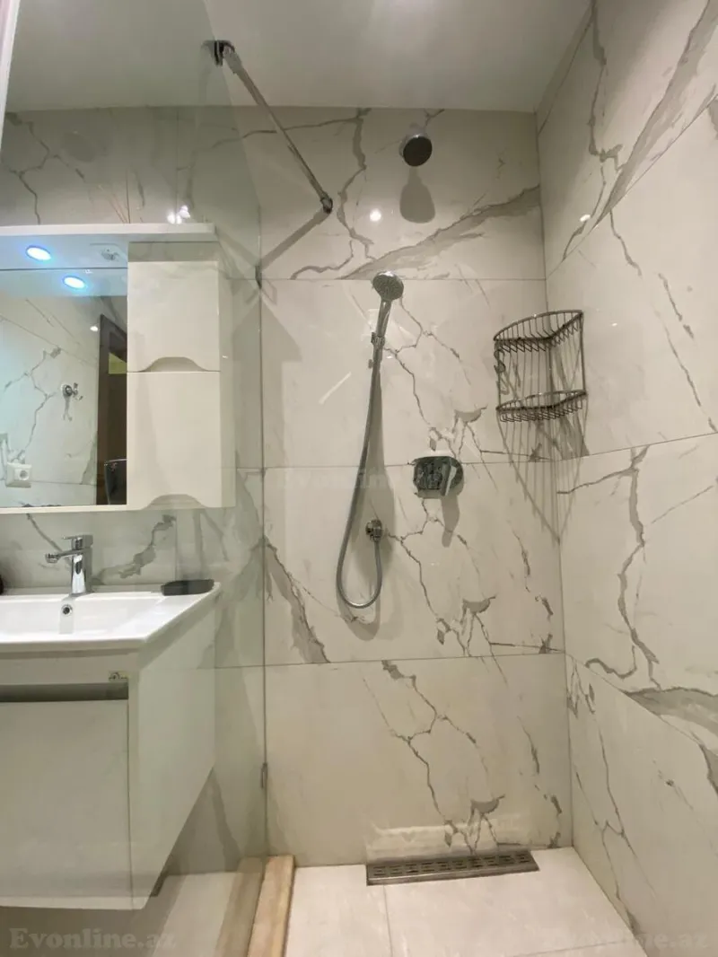 Kirayə verilir 2 otaqlı Mənzil Yeni tikili 75 m² Gənclik m. - şəkil 18