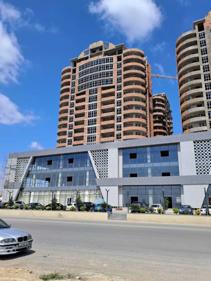 Bakı, Qaradağ r., Lökbatanda 2 otaqlı mənzil satılır
