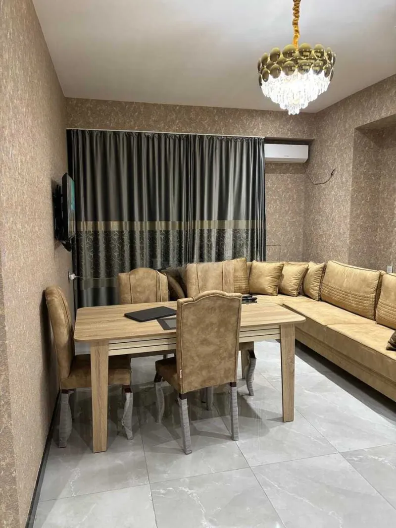 2 otaqlı Mənzil 70 m² Xətai r. Kirayə verilir